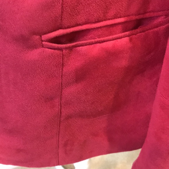 Nygard Red Zipper Front Soft Faux Suede Jacket w/Front Pockets and Wide Lapel-12 - Picture 10 of 16